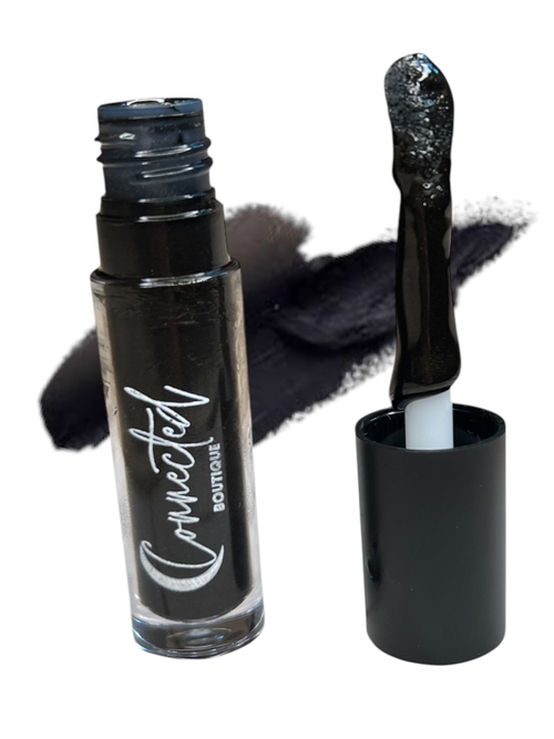 Onyx – black lip gloss very pigmented