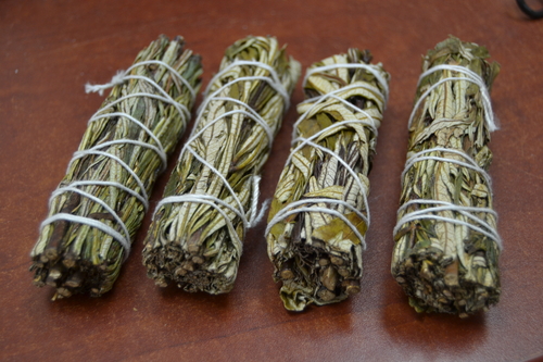 4 Pcs Yerba Santa Sage Smudge Bundle 4″
