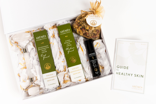 “Everyday’s A Good Skin Day” Gift Box