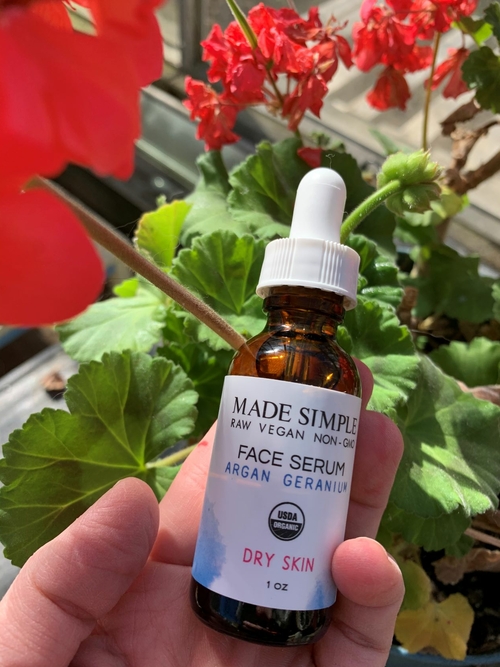 Argan Geranium Face Serum - Certified Organic, Vegan & Cruelty-free - Image 4
